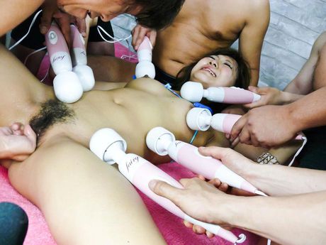 Mahiru Tsubaki Asian sucks dicks after getting vibrators on body