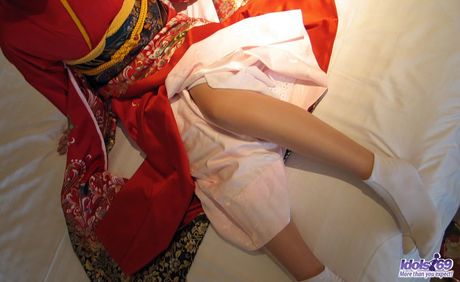 Slutty Aimi strips off kimono to shower before a night out for drinks and sex